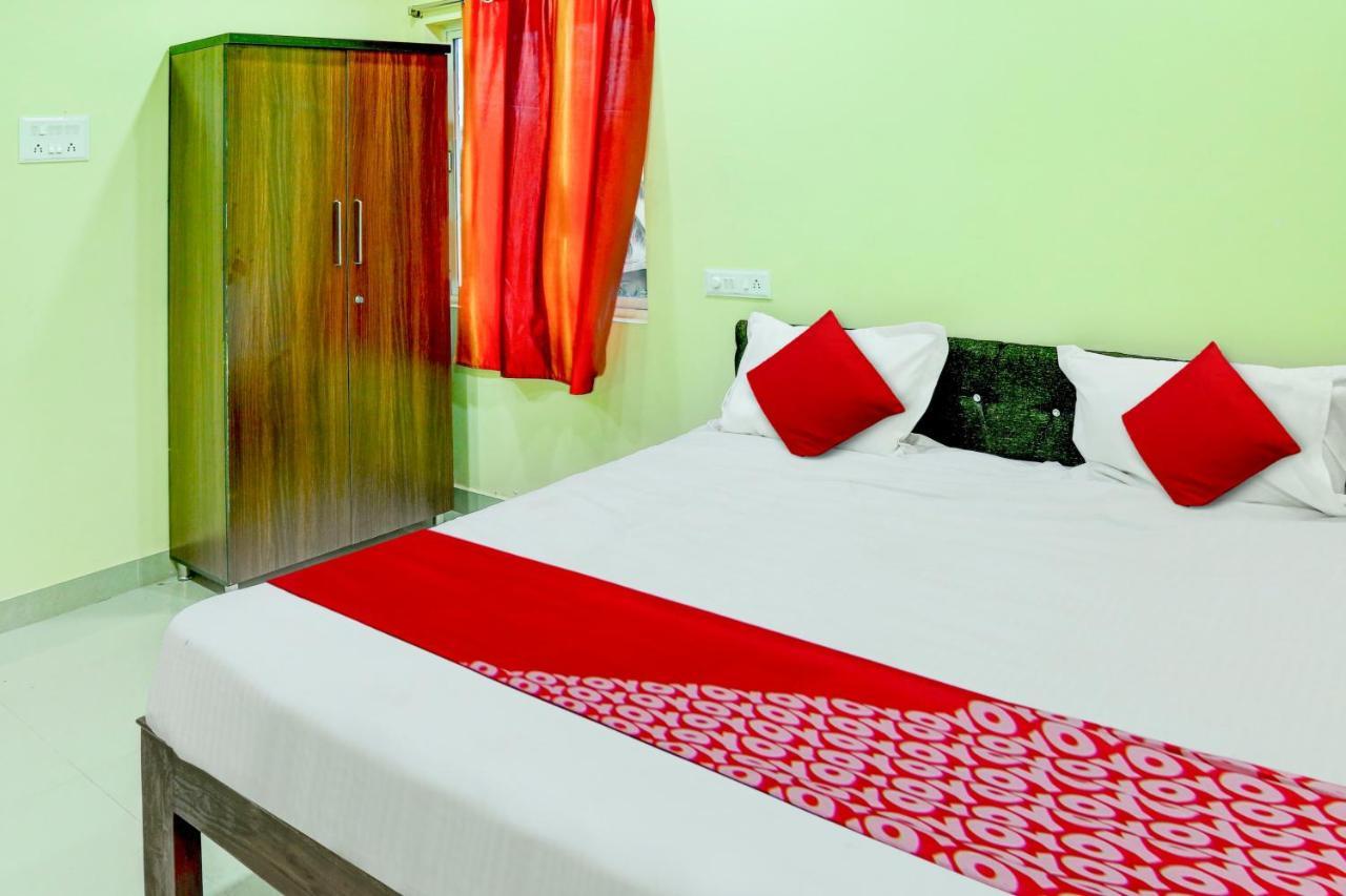 Flagship Hotel Ns Guest Inn Višákhapatnam Exteriér fotografie